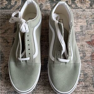 NWOT Men’s VANS Size 11 Sage Green